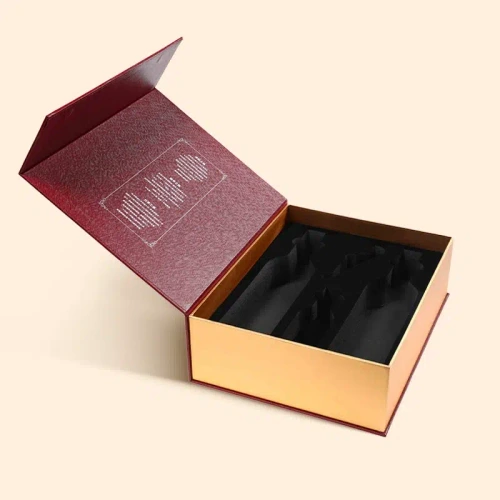 Custom magnetic closure packaging box